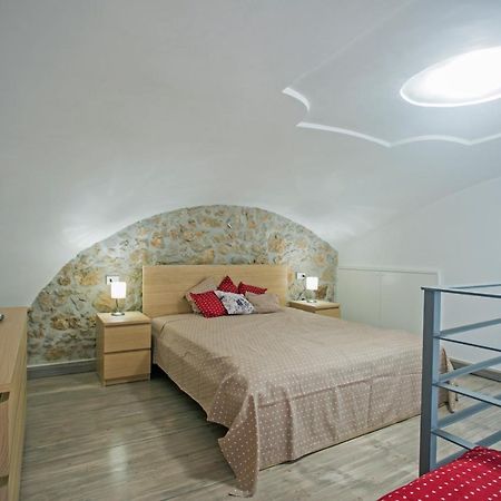 Bed and Breakfast Sirene Holiday à Gaète Extérieur photo