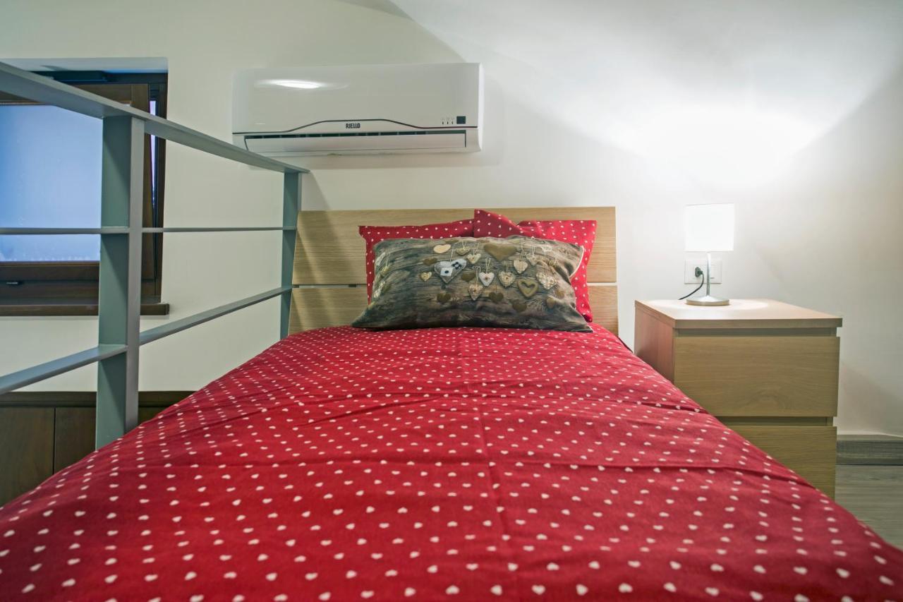 Bed and Breakfast Sirene Holiday à Gaète Extérieur photo